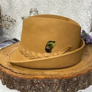 Dobbs New York Fedora Hat with Braid  Size 58.8 cm 7 1/4 - 7 3/8  Large